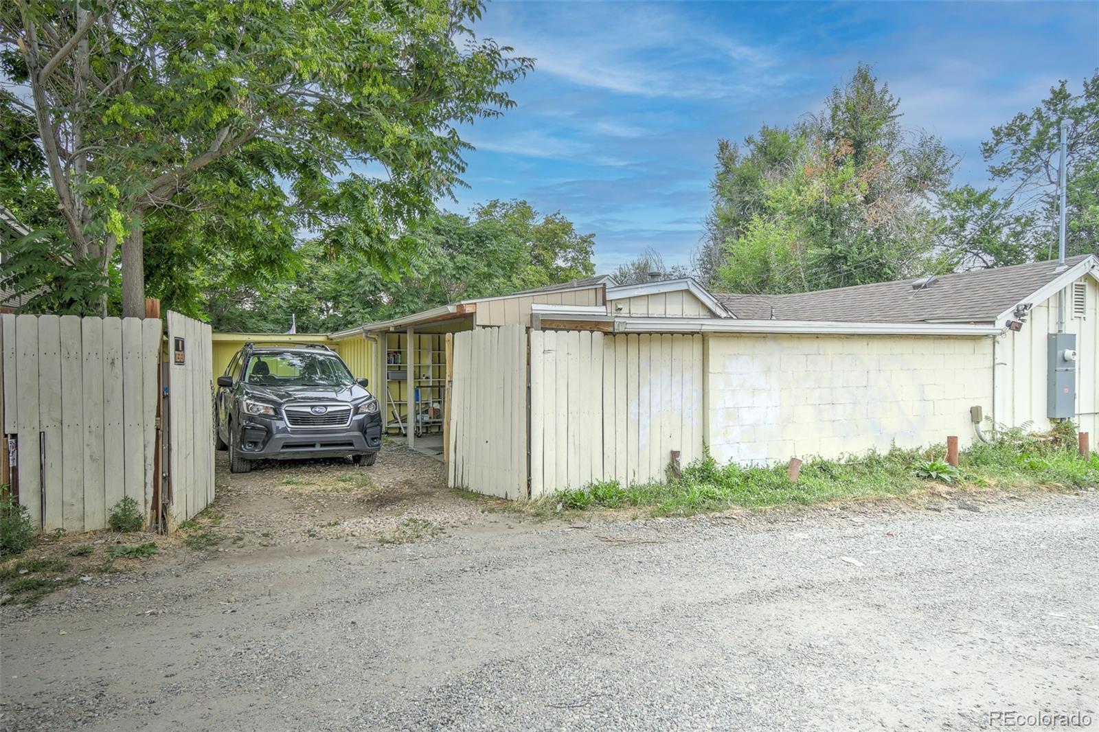 MLS Image #12 for 1658  chester street,aurora, Colorado