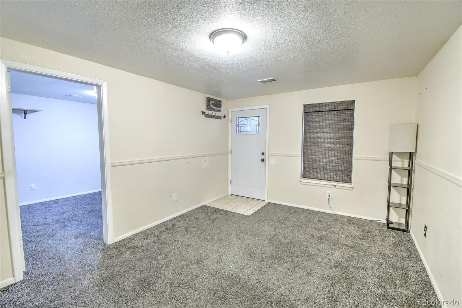 MLS Image #3 for 1658  chester street,aurora, Colorado