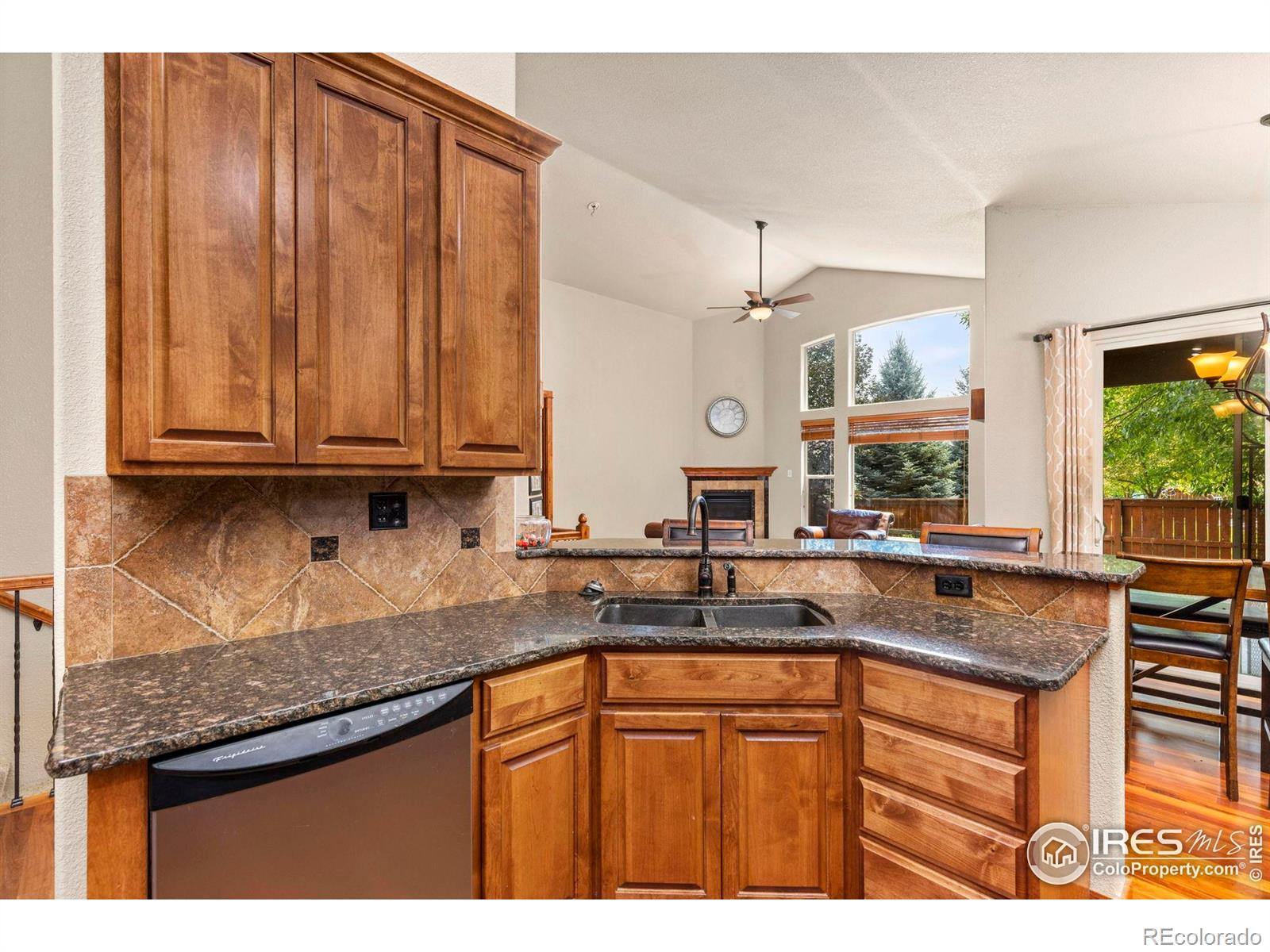 MLS Image #12 for 1540  tennessee street,loveland, Colorado