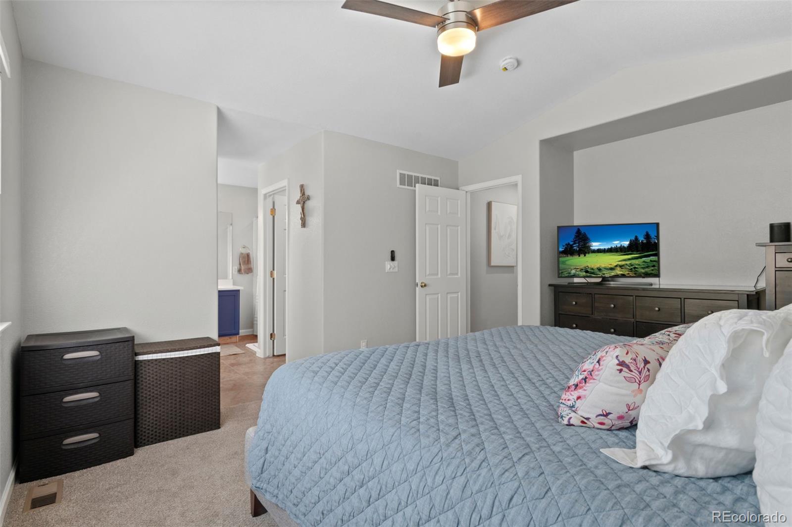 MLS Image #19 for 18099 e orchard place,centennial, Colorado