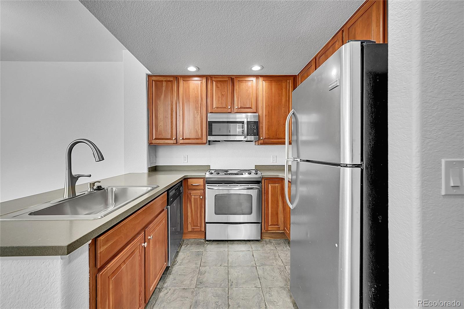 MLS Image #9 for 16063 e geddes drive,aurora, Colorado