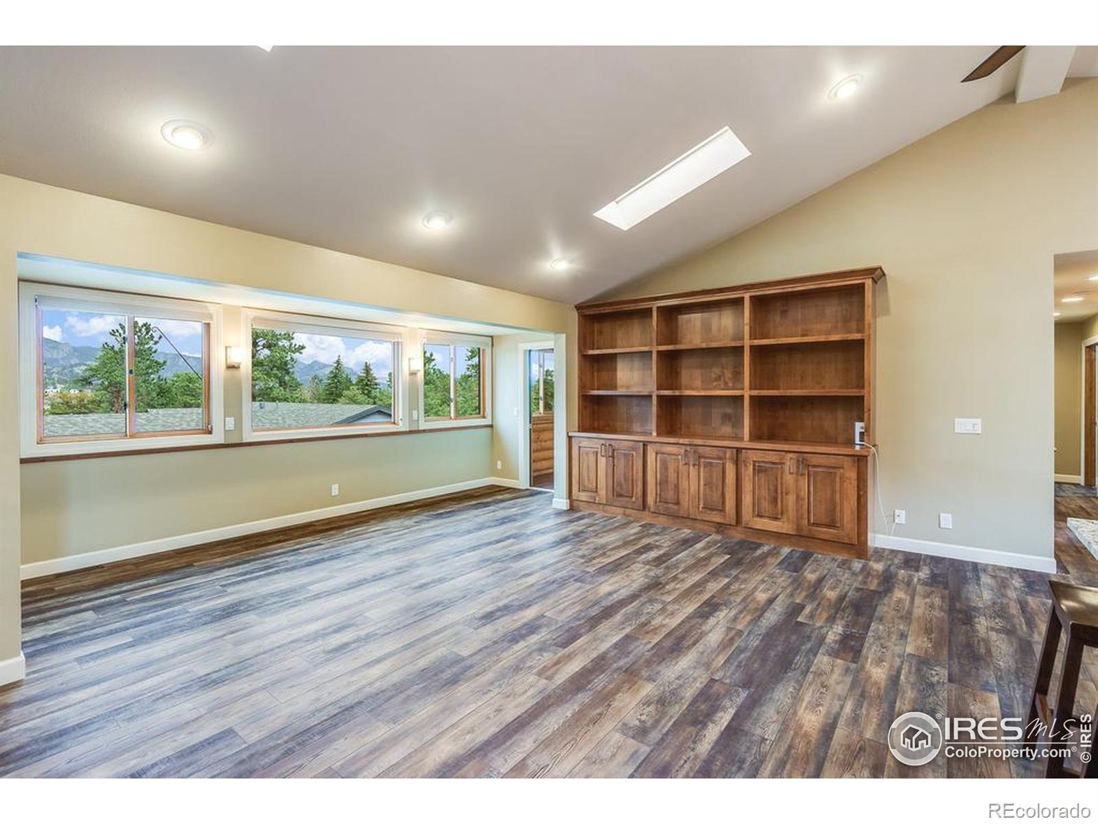 MLS Image #3 for 1336  kinnikinnic court,estes park, Colorado