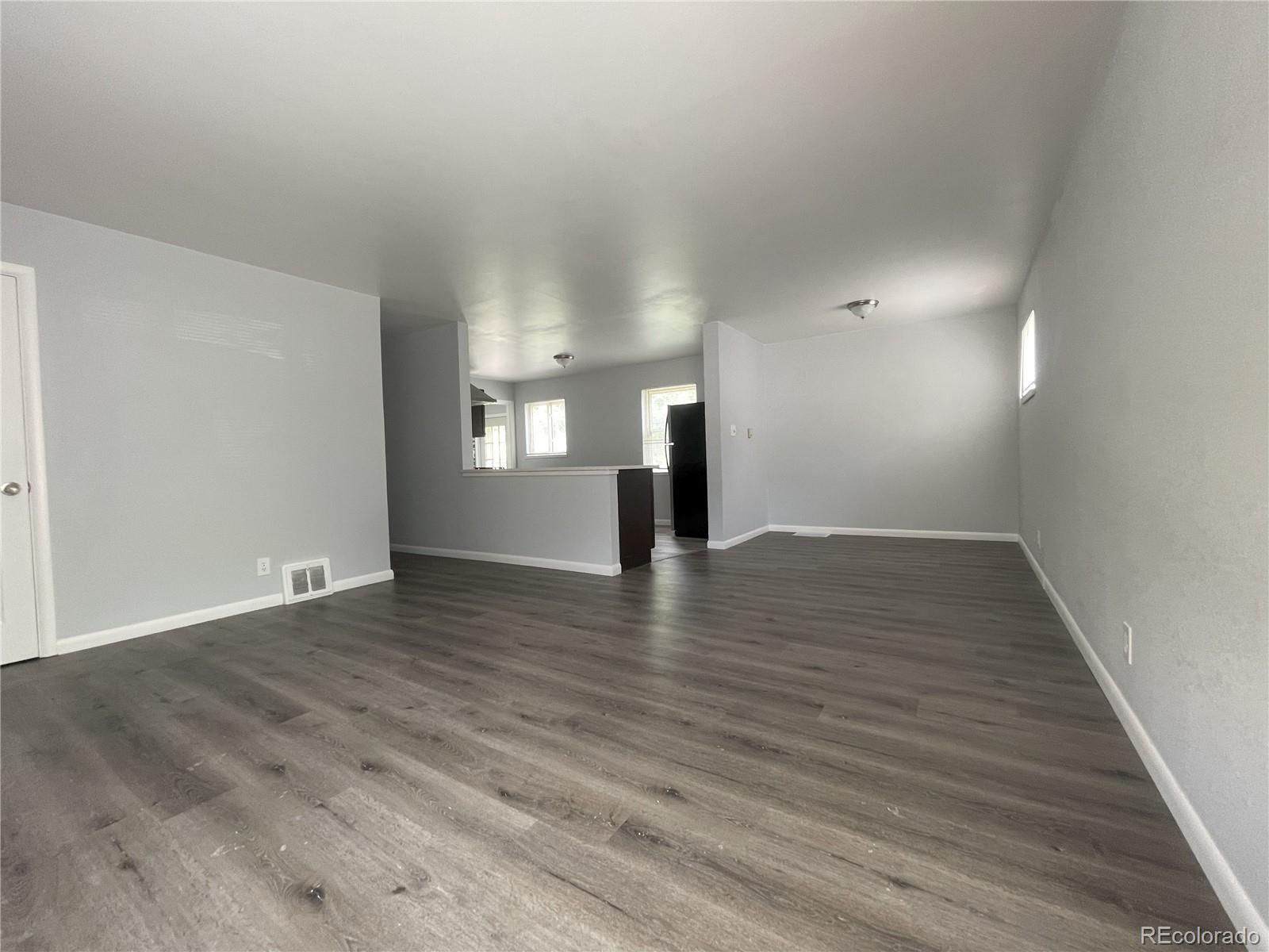 MLS Image #2 for 1860 s dahlia street,denver, Colorado
