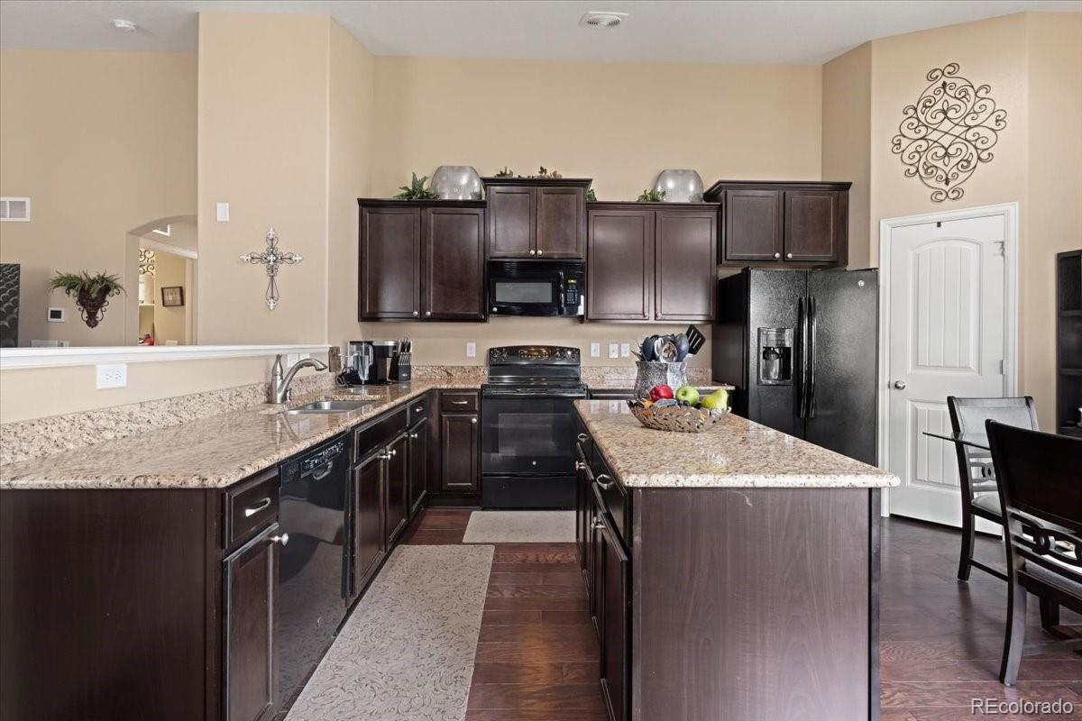 MLS Image #7 for 6267 n dunkirk court,aurora, Colorado