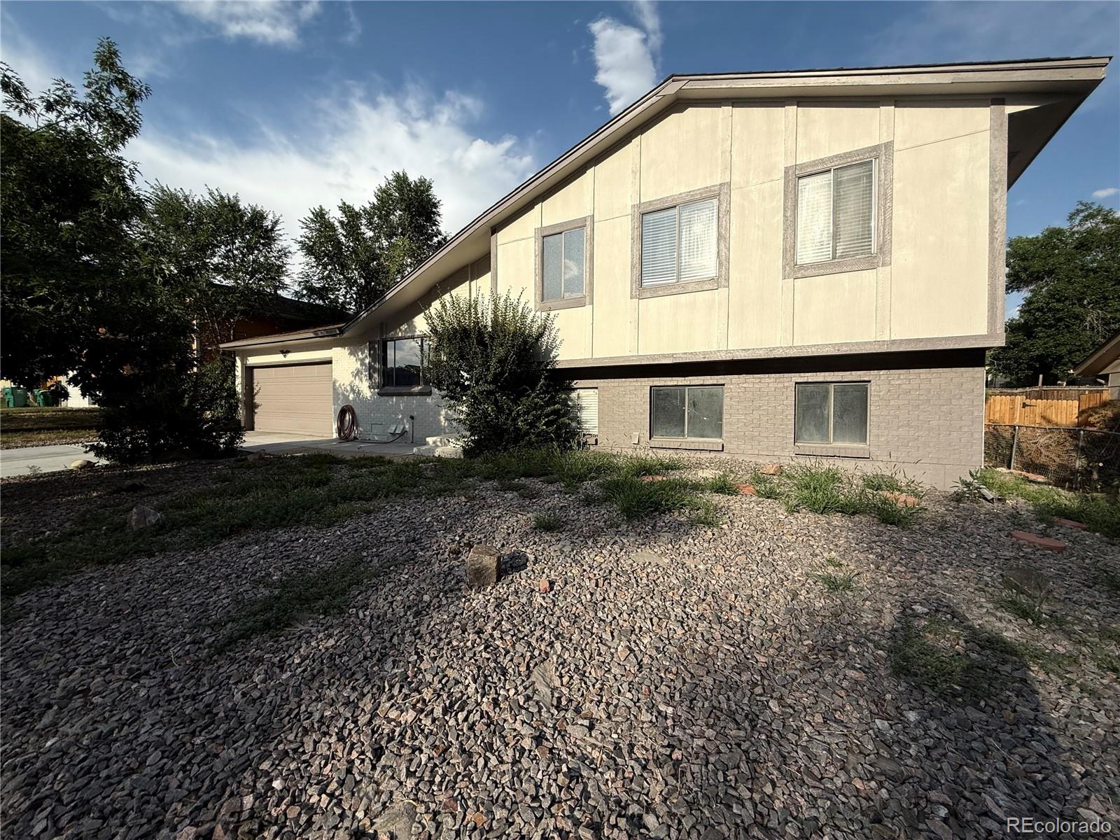 MLS Image #1 for 1858 s olathe street,aurora, Colorado