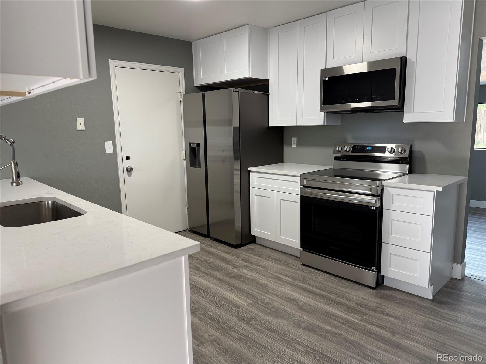 MLS Image #4 for 1858 s olathe street,aurora, Colorado