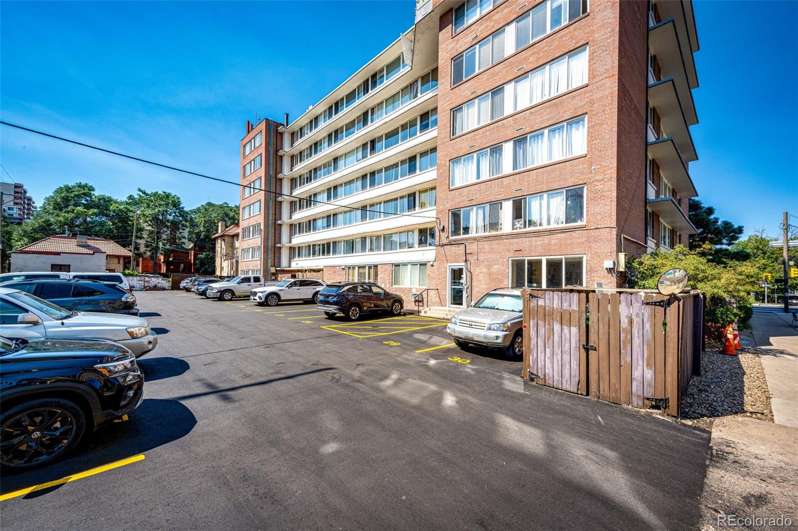 MLS Image #15 for 1196 n grant street,denver, Colorado