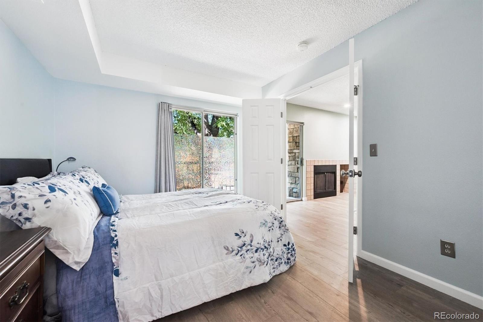 MLS Image #13 for 2575 s syracuse way,denver, Colorado