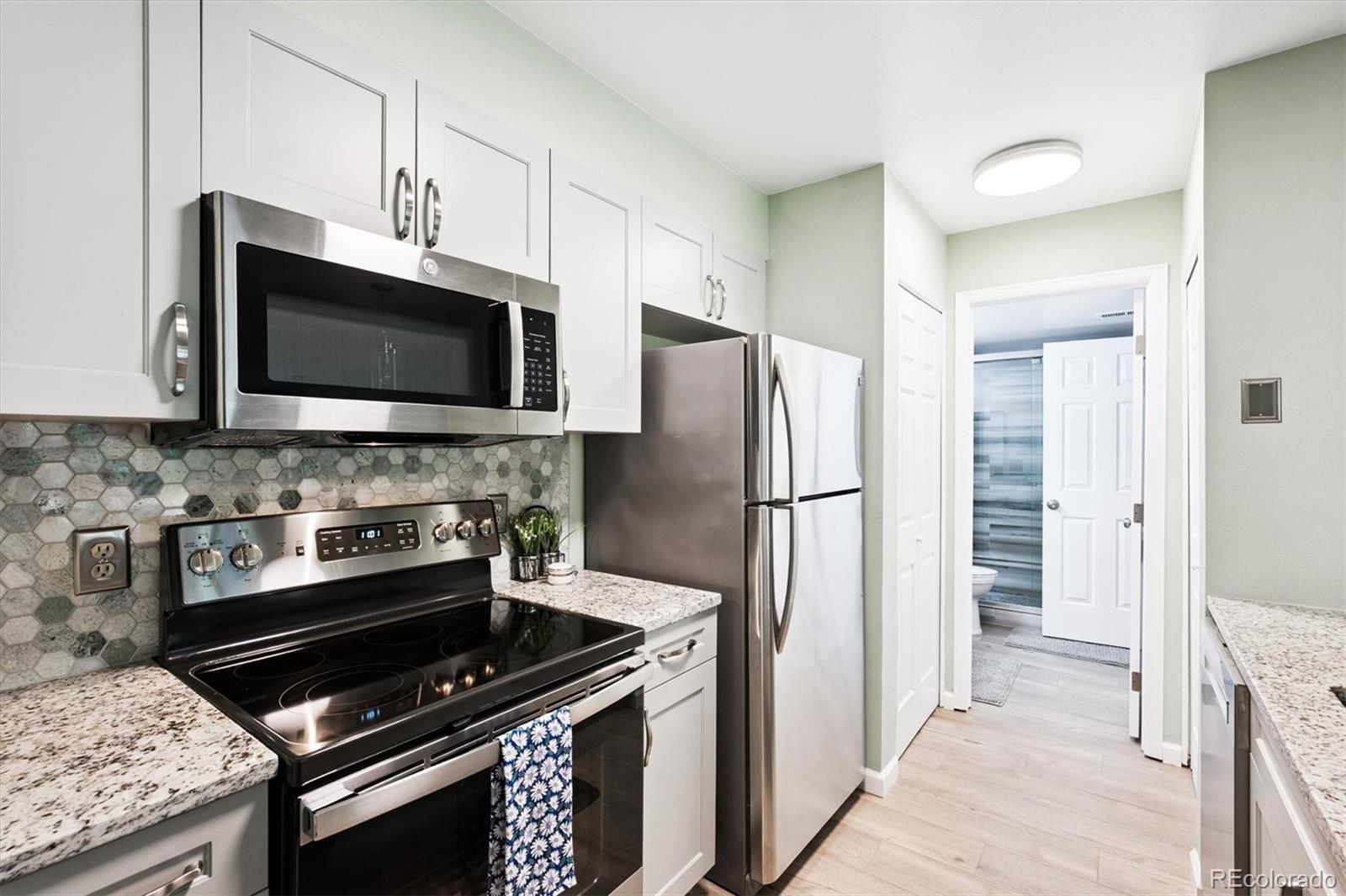 MLS Image #3 for 2575 s syracuse way,denver, Colorado