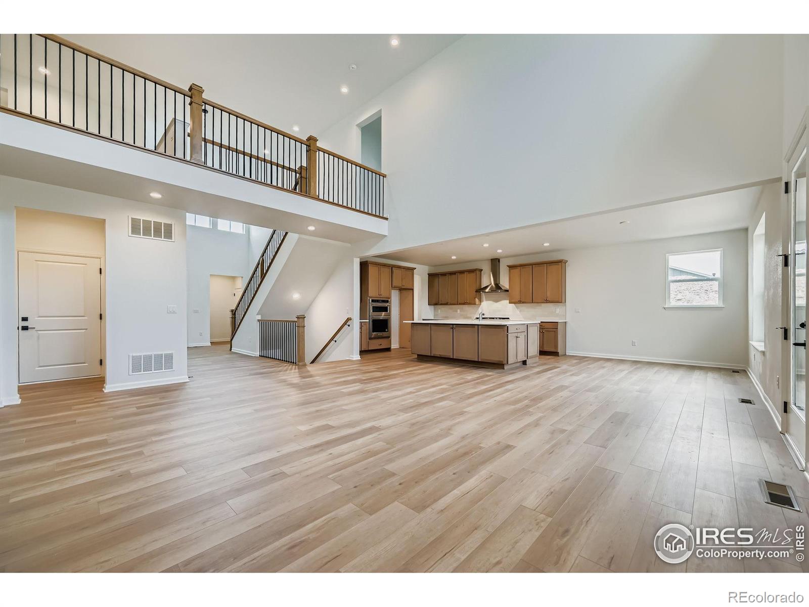 MLS Image #5 for 3991  wheathead place,timnath, Colorado