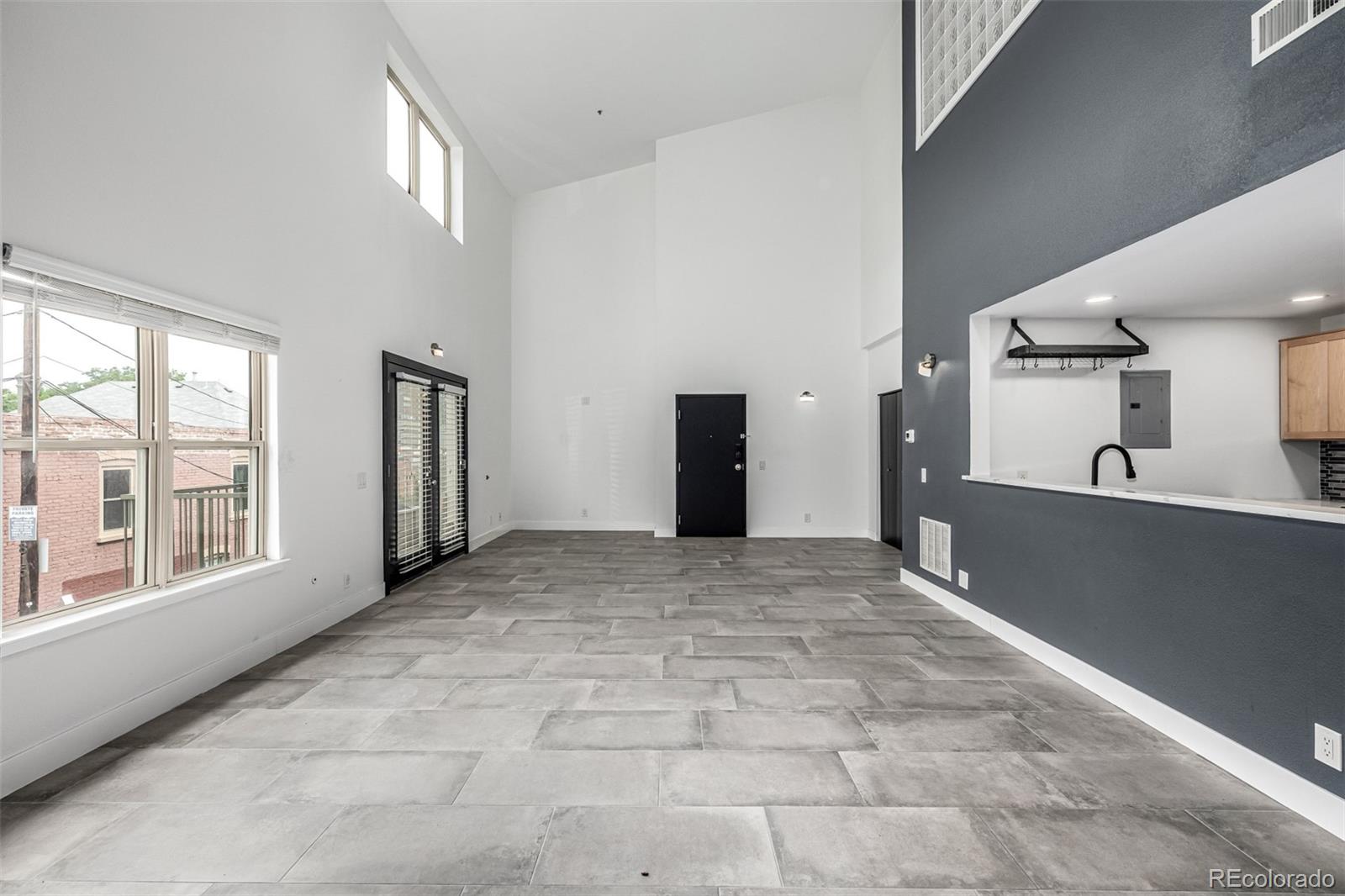 MLS Image #10 for 837 e 17 avenue,denver, Colorado