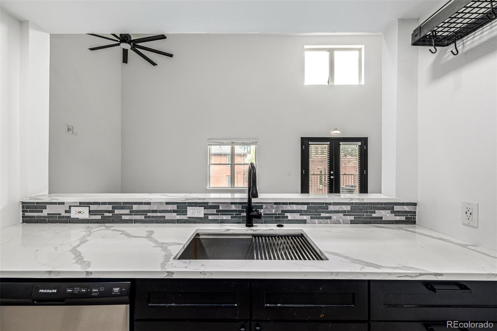 MLS Image #12 for 837 e 17 avenue,denver, Colorado