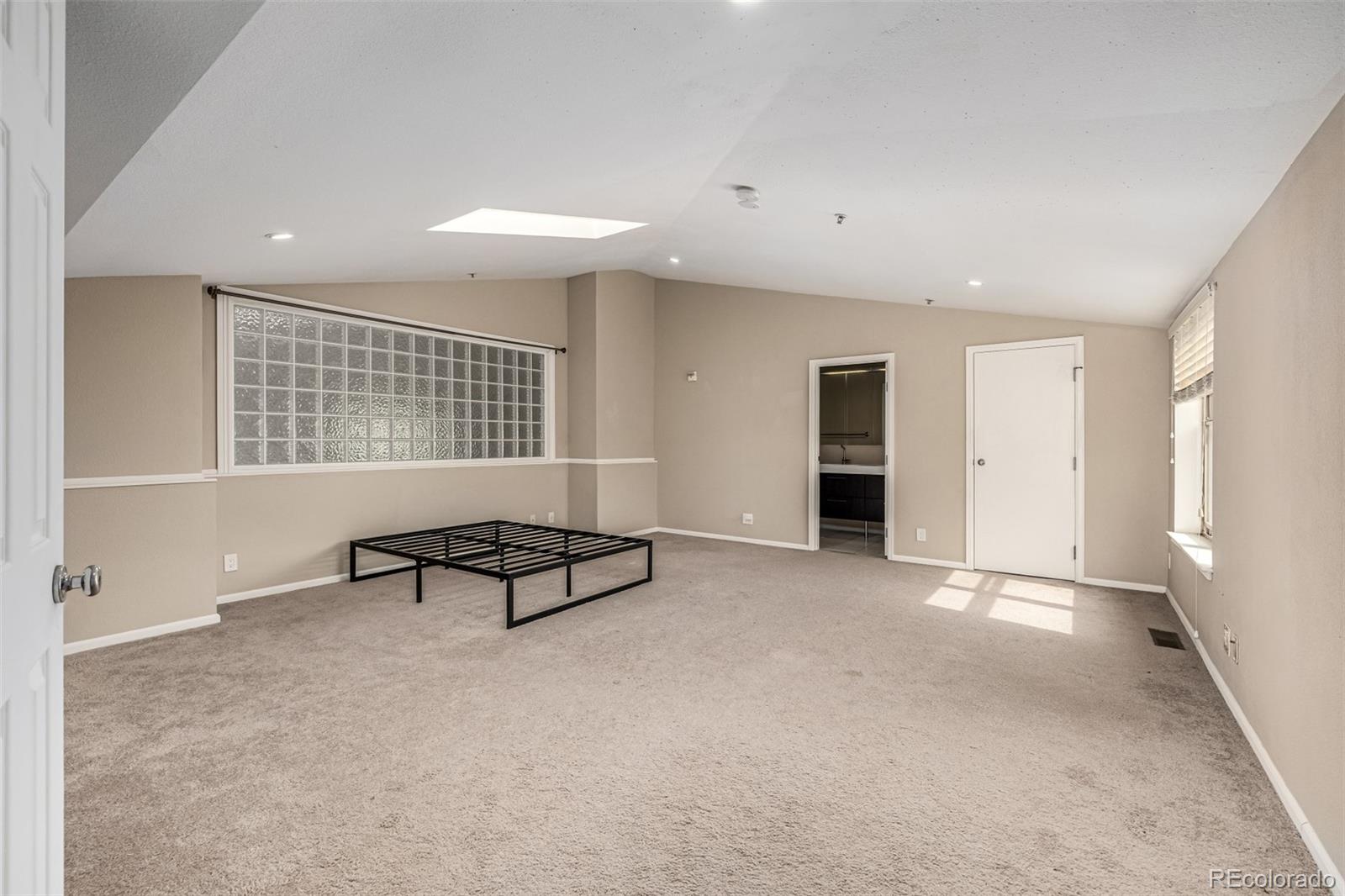 MLS Image #15 for 837 e 17 avenue,denver, Colorado