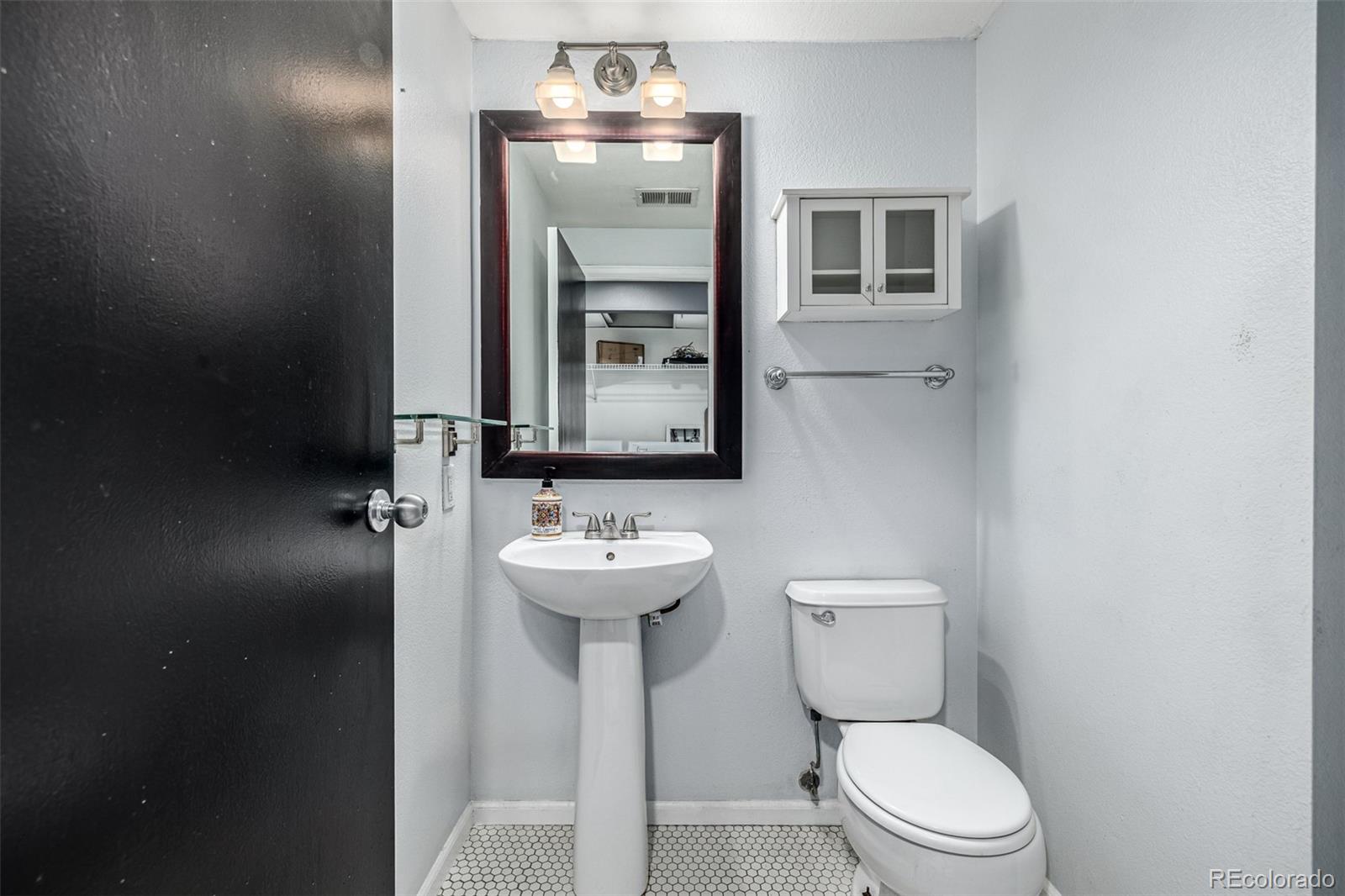 MLS Image #20 for 837 e 17 avenue,denver, Colorado