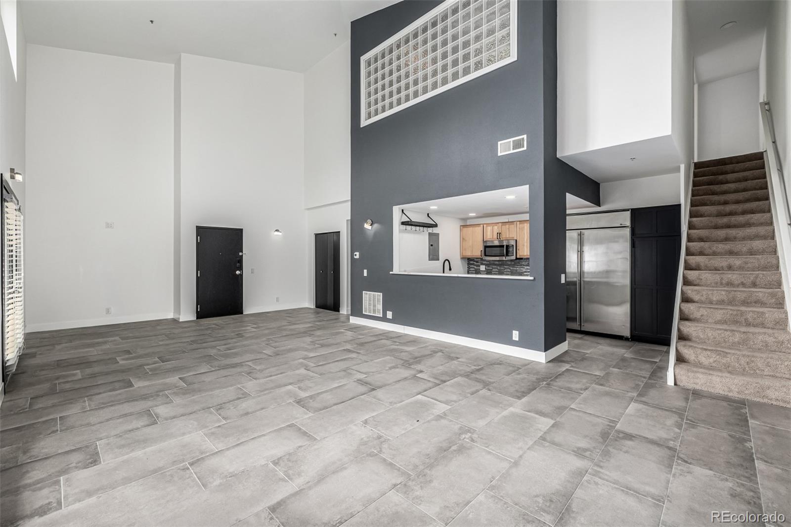 MLS Image #8 for 837 e 17 avenue,denver, Colorado