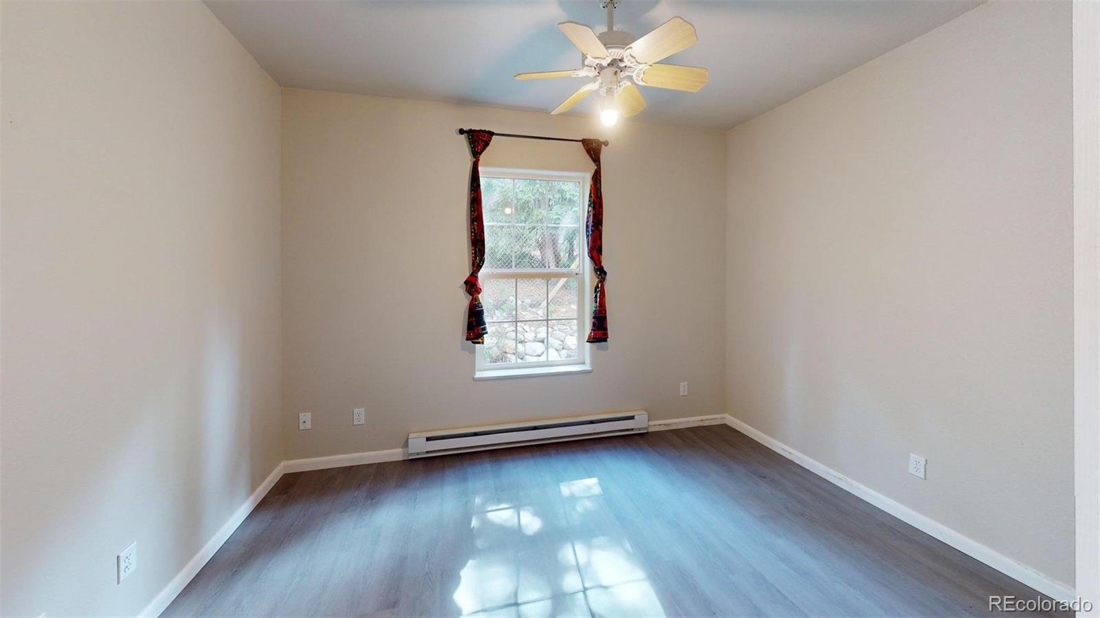 MLS Image #11 for 225 n oak street,alma, Colorado
