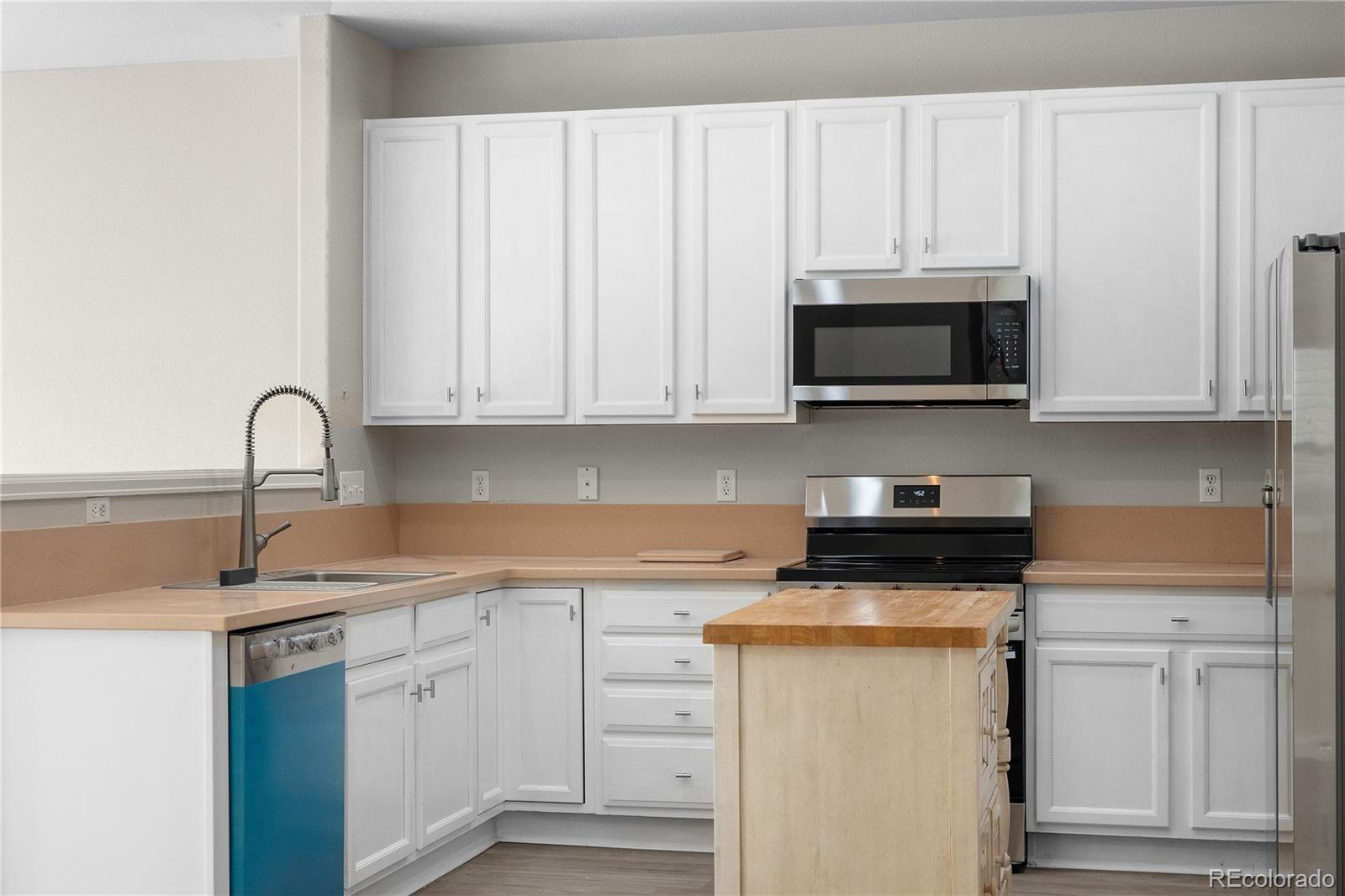 MLS Image #13 for 5641 s sicily circle,aurora, Colorado