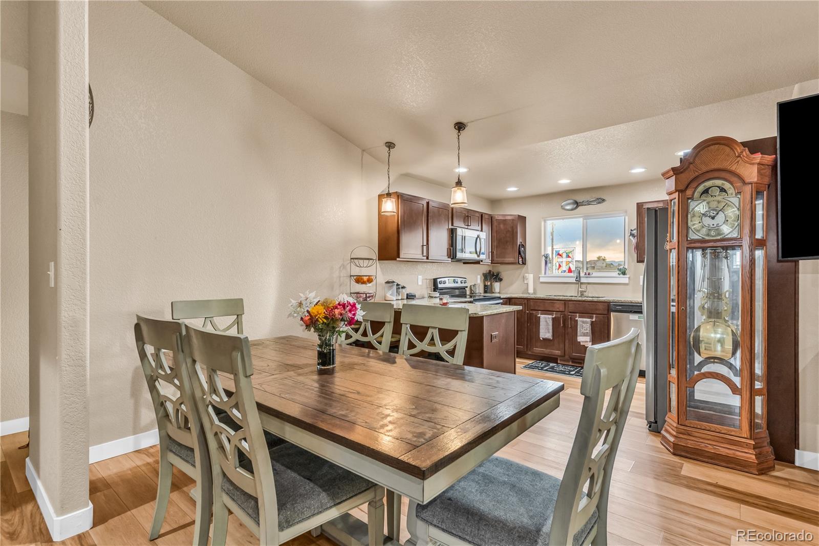MLS Image #10 for 1879 e jerrian lane,pueblo, Colorado