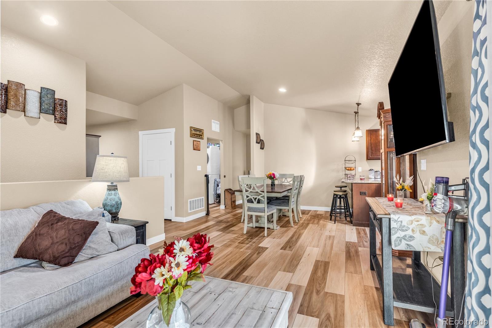 MLS Image #9 for 1879 e jerrian lane,pueblo, Colorado