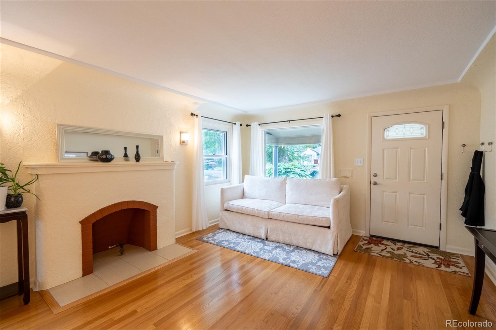 MLS Image #2 for 1330  hudson street,denver, Colorado