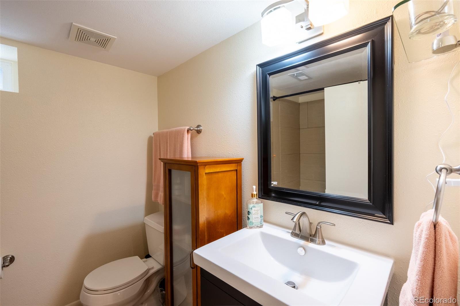 MLS Image #22 for 1330  hudson street,denver, Colorado