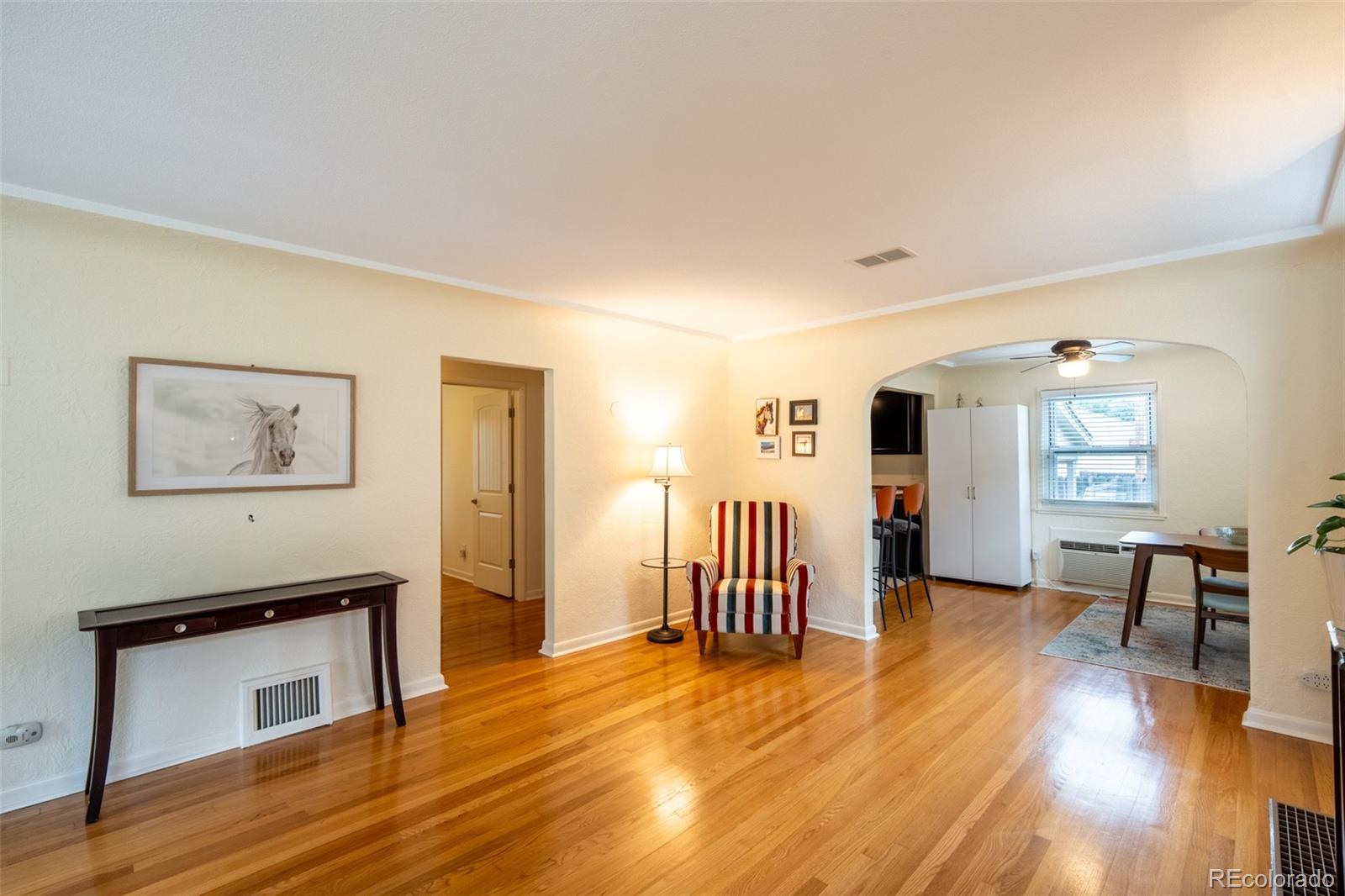 MLS Image #5 for 1330  hudson street,denver, Colorado