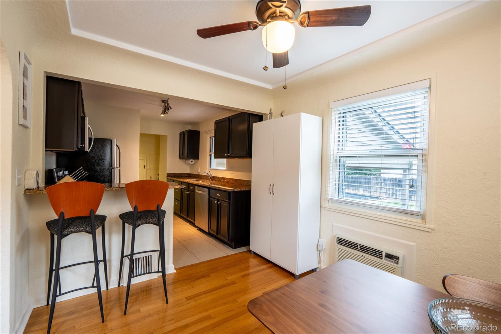 MLS Image #7 for 1330  hudson street,denver, Colorado