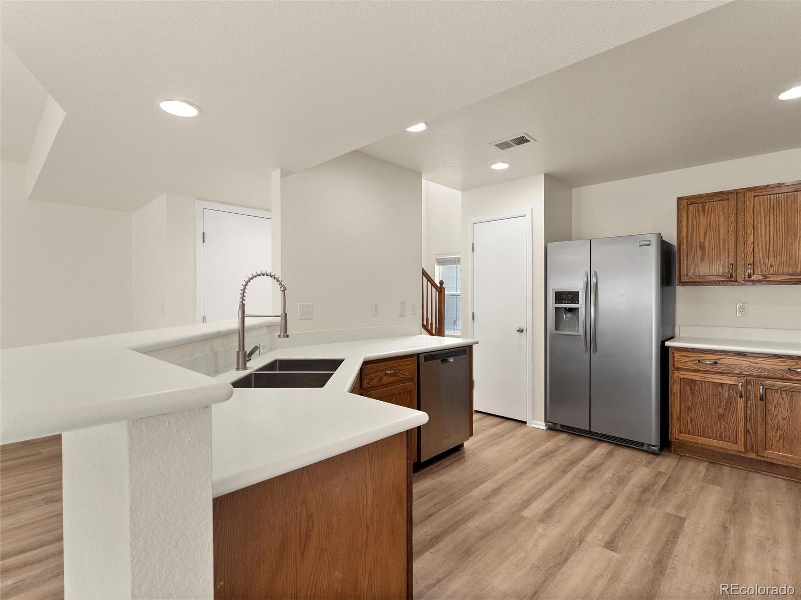 MLS Image #16 for 5850  ceylon street,denver, Colorado