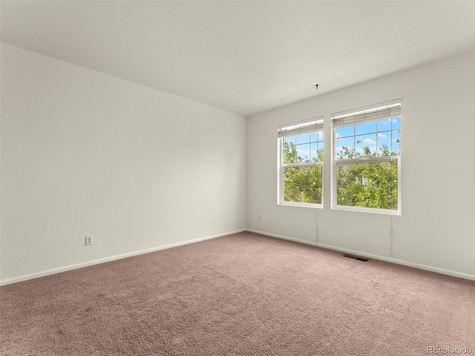MLS Image #39 for 5850  ceylon street,denver, Colorado