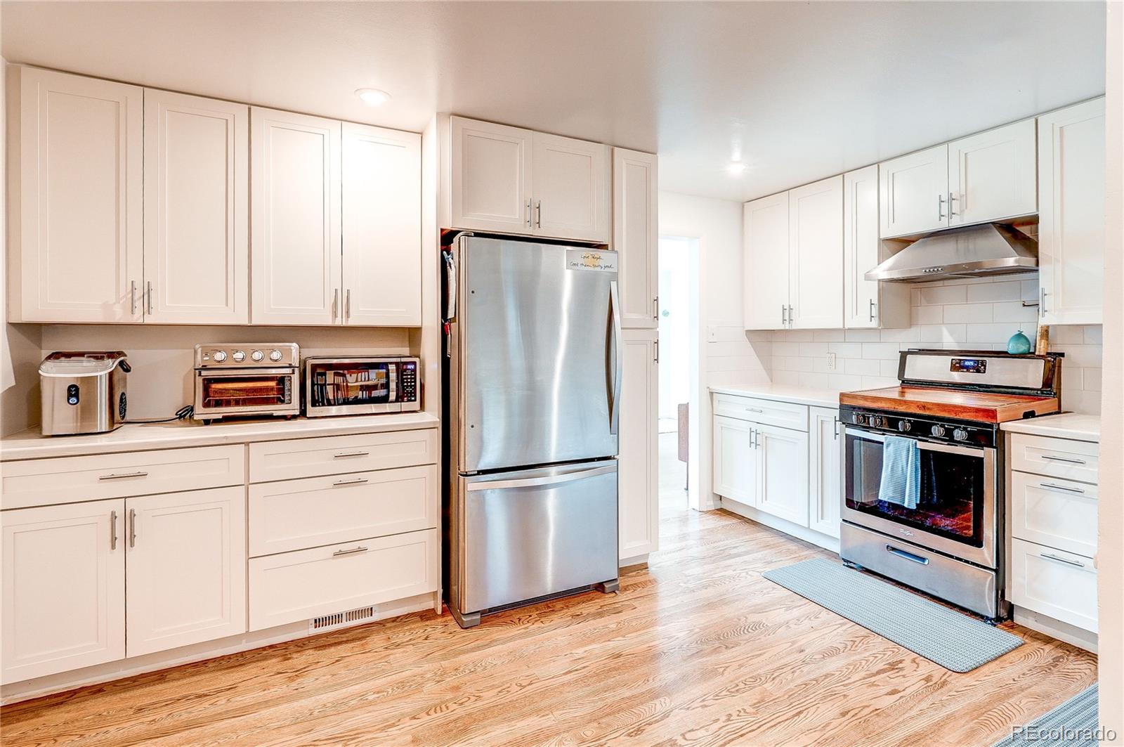MLS Image #8 for 835  miller street,lakewood, Colorado