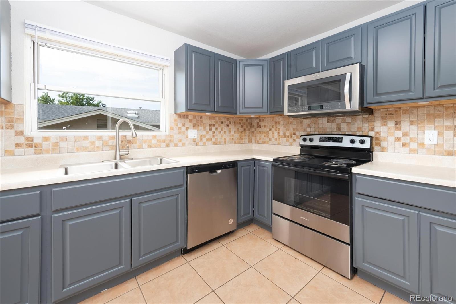 MLS Image #7 for 452  harvard street,colorado springs, Colorado
