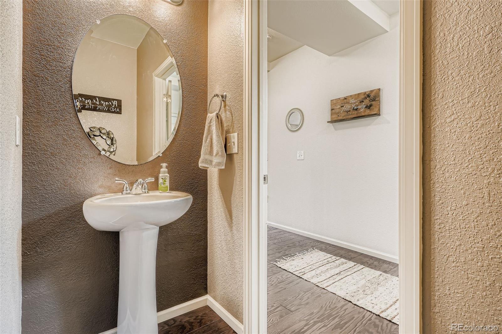 MLS Image #7 for 17941 e 106th place,commerce city, Colorado