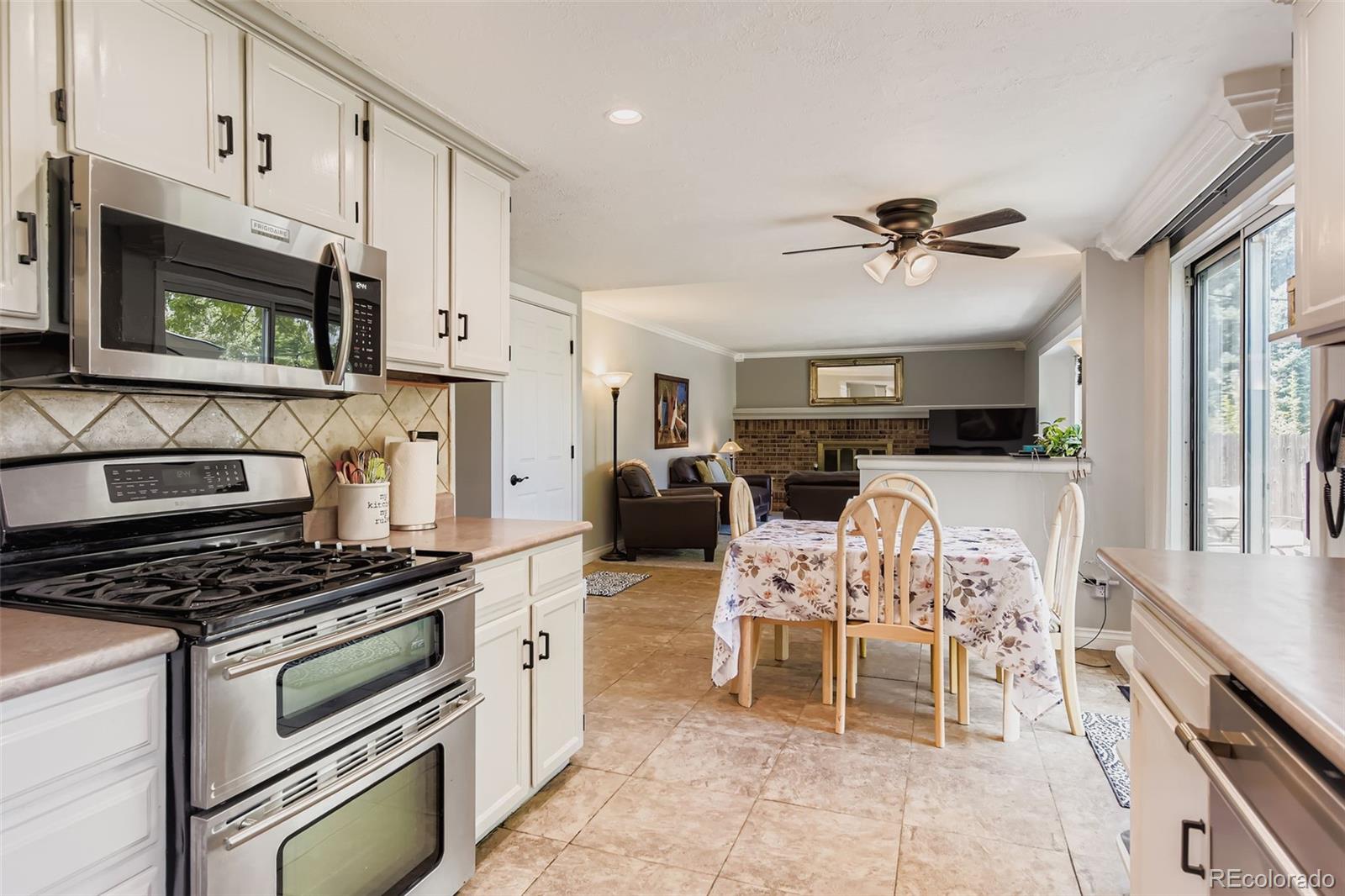 MLS Image #10 for 781 e nichols drive,littleton, Colorado
