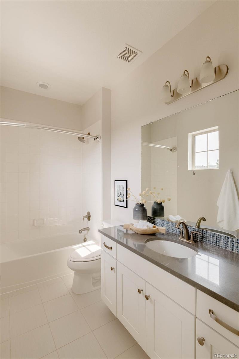 MLS Image #28 for 6885 s robertsdale way,aurora, Colorado