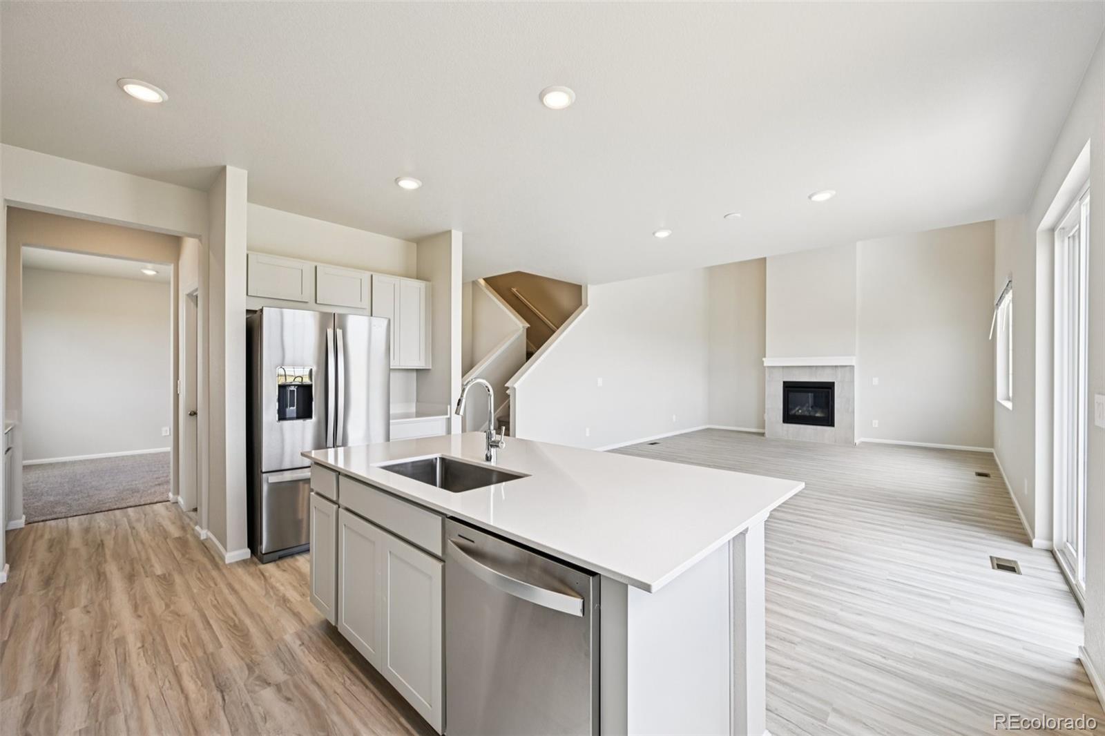 MLS Image #14 for 8819  sedalia street,commerce city, Colorado