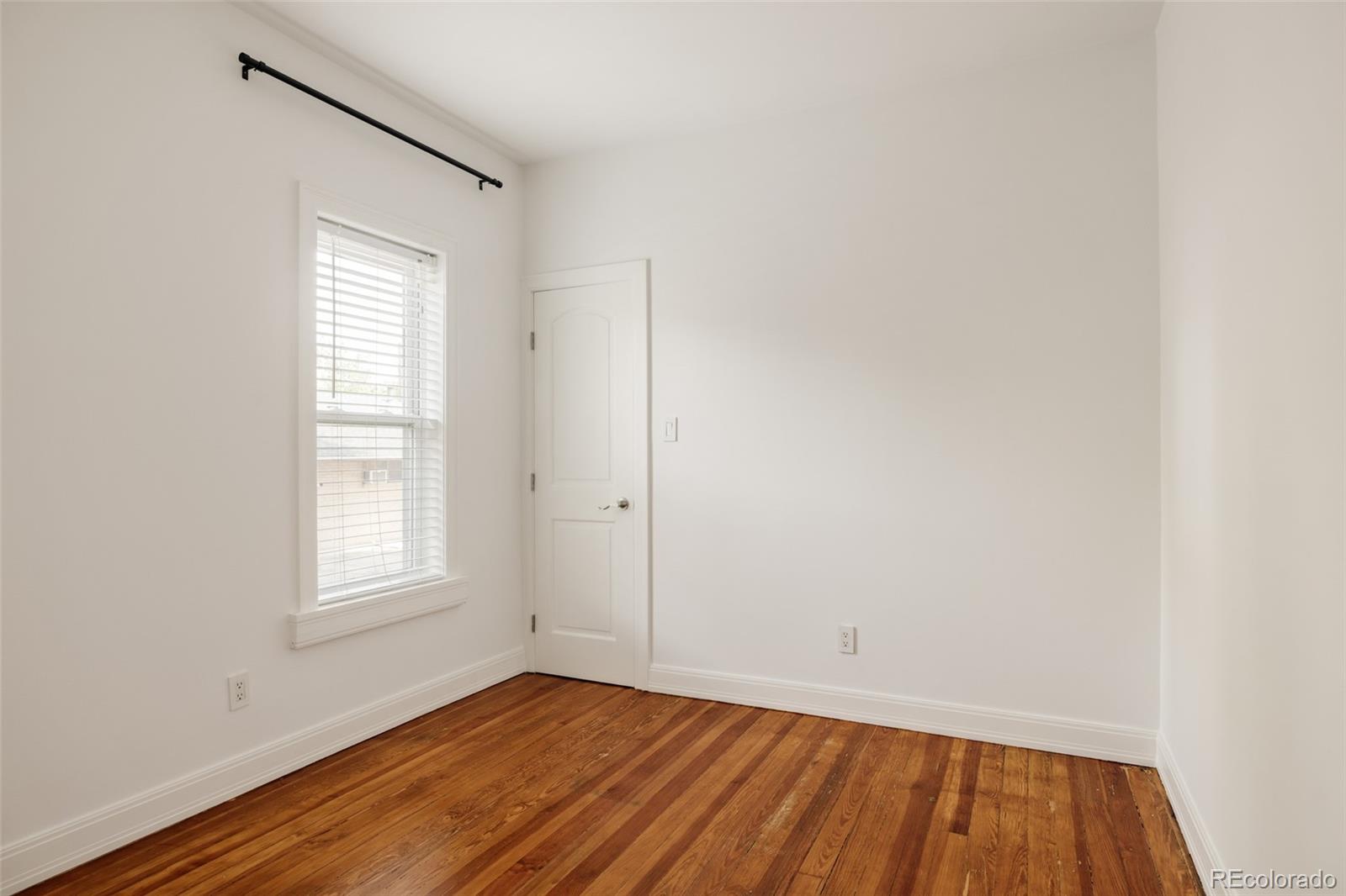 MLS Image #23 for 2644 n high street,denver, Colorado