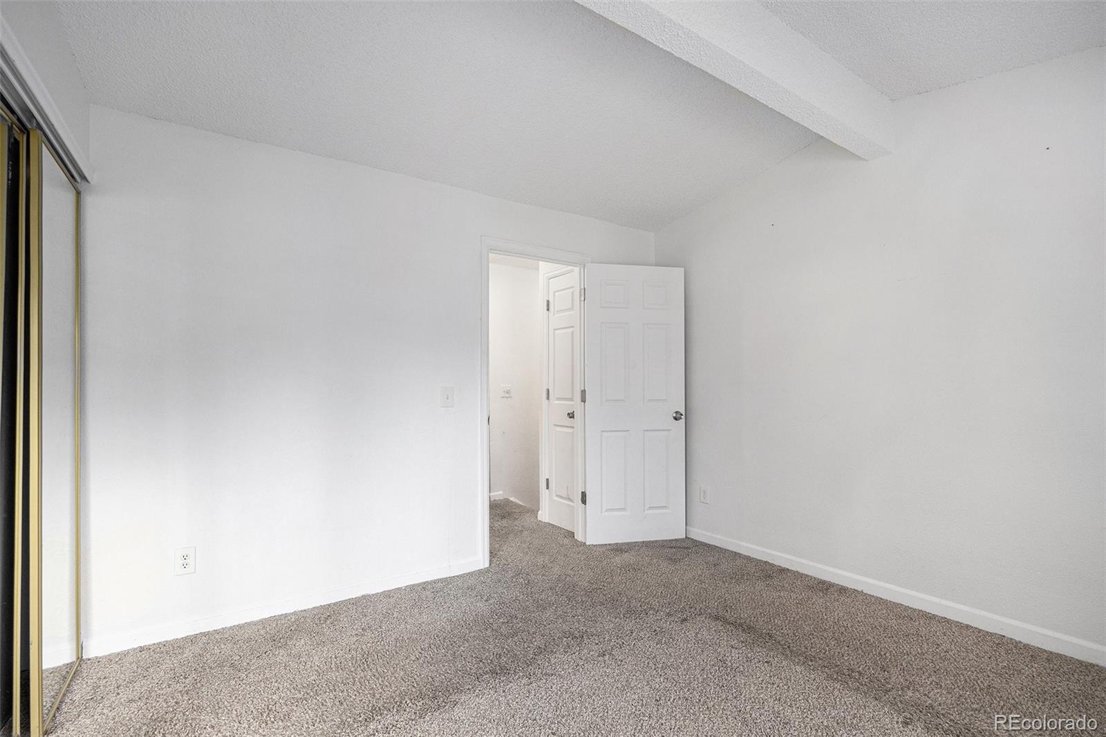 MLS Image #12 for 8156  washington street,denver, Colorado