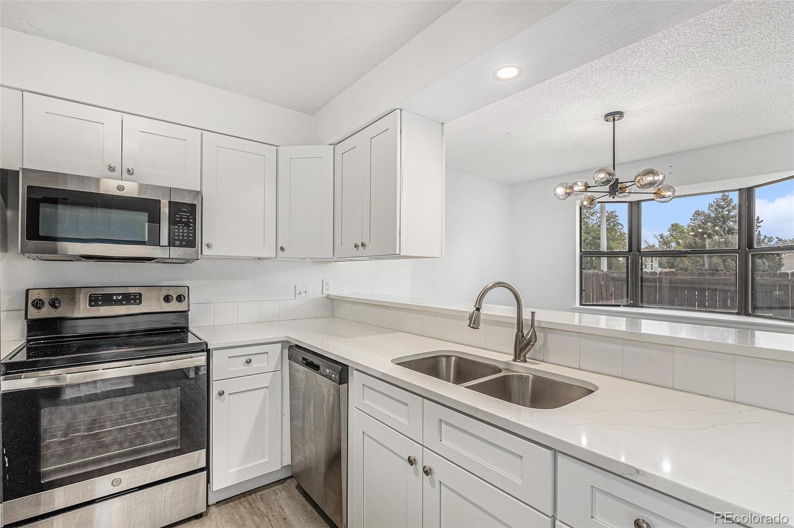 MLS Image #8 for 8156  washington street,denver, Colorado