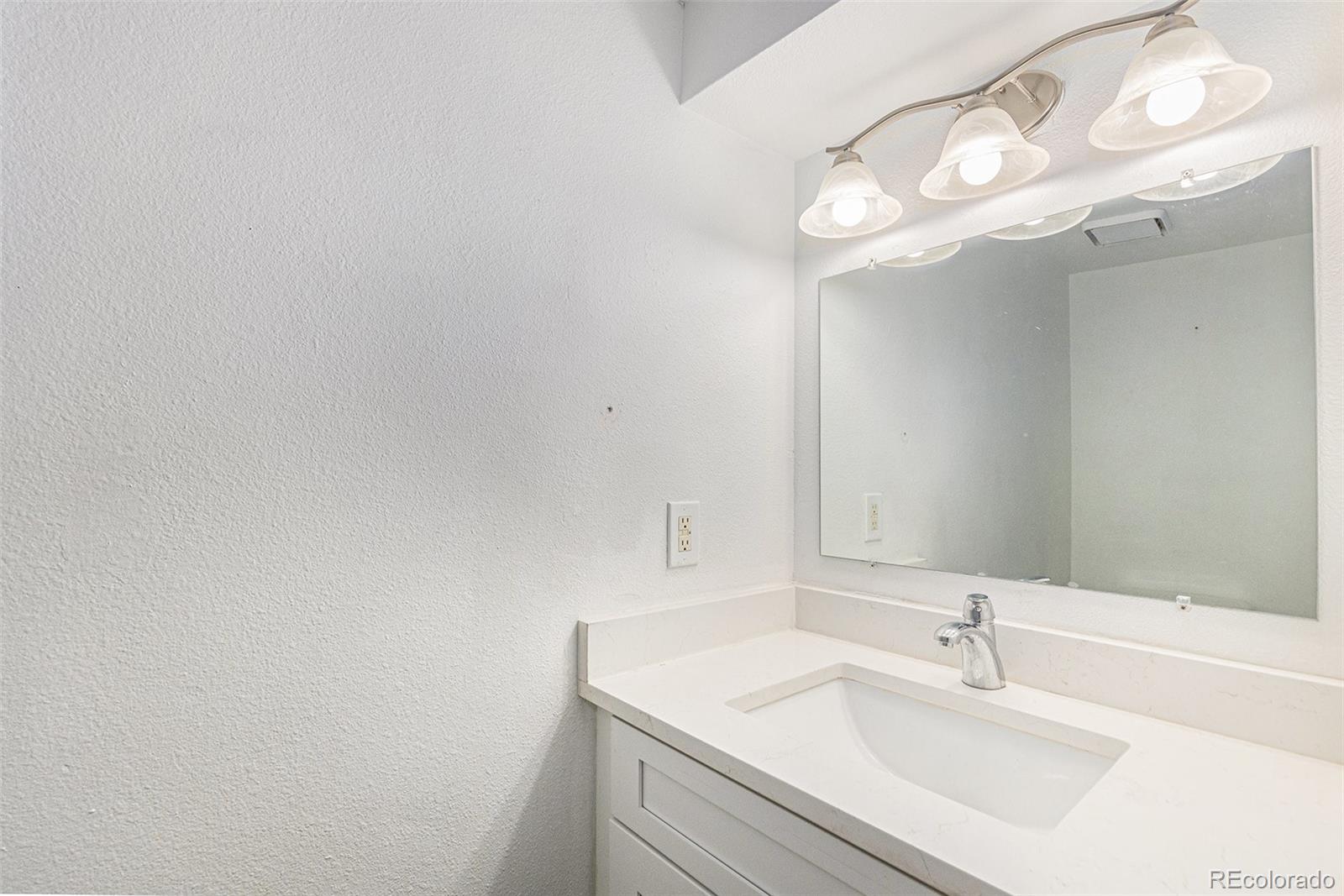 MLS Image #9 for 8156  washington street,denver, Colorado