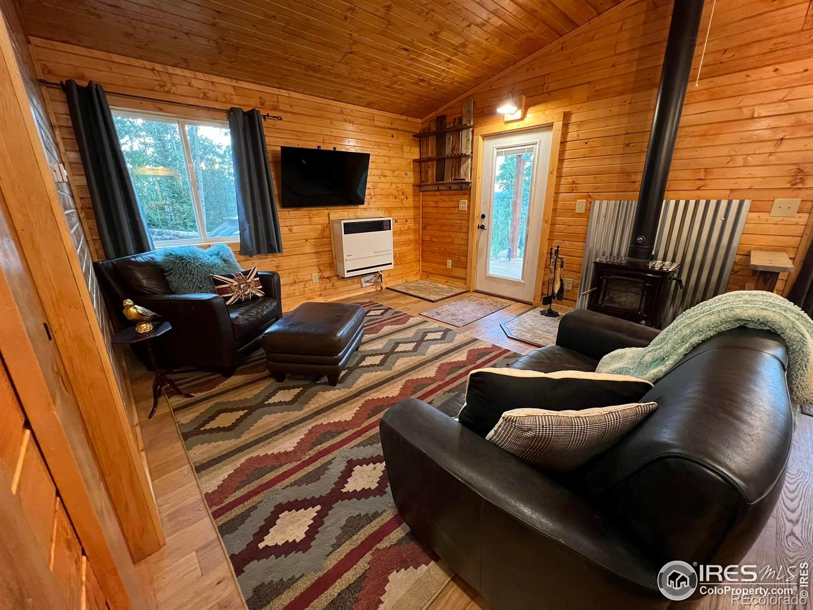 MLS Image #10 for 7643  county road 8 ,victor, Colorado