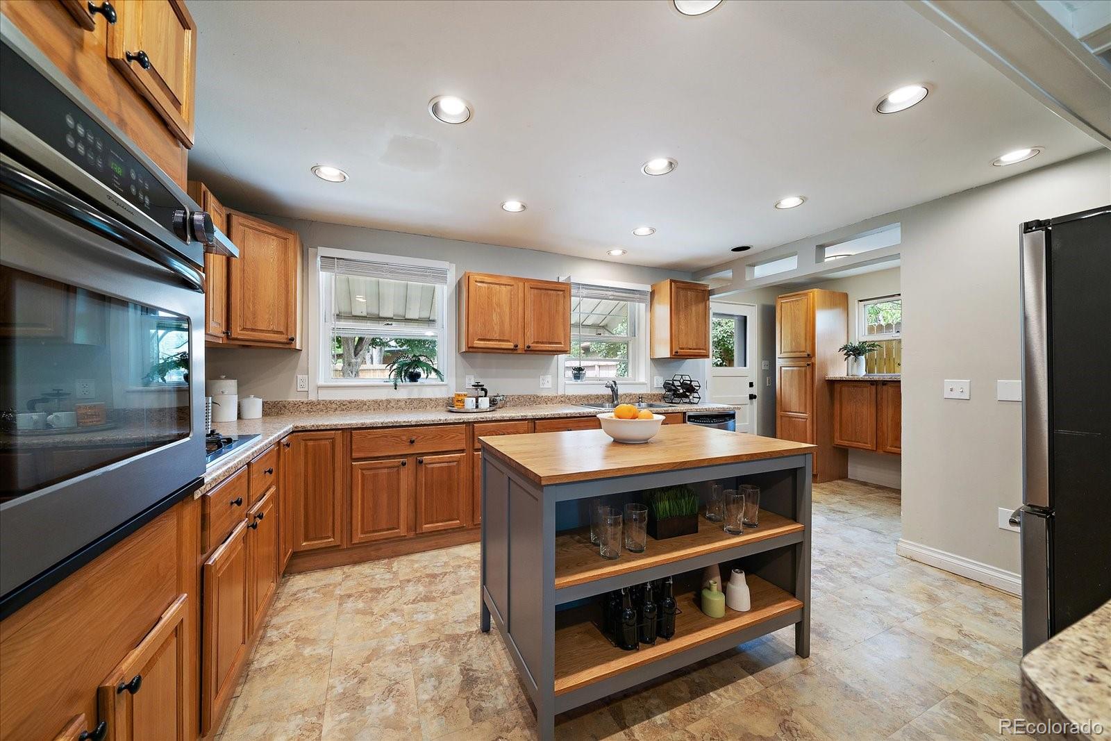 MLS Image #8 for 8520 w 55th drive,arvada, Colorado