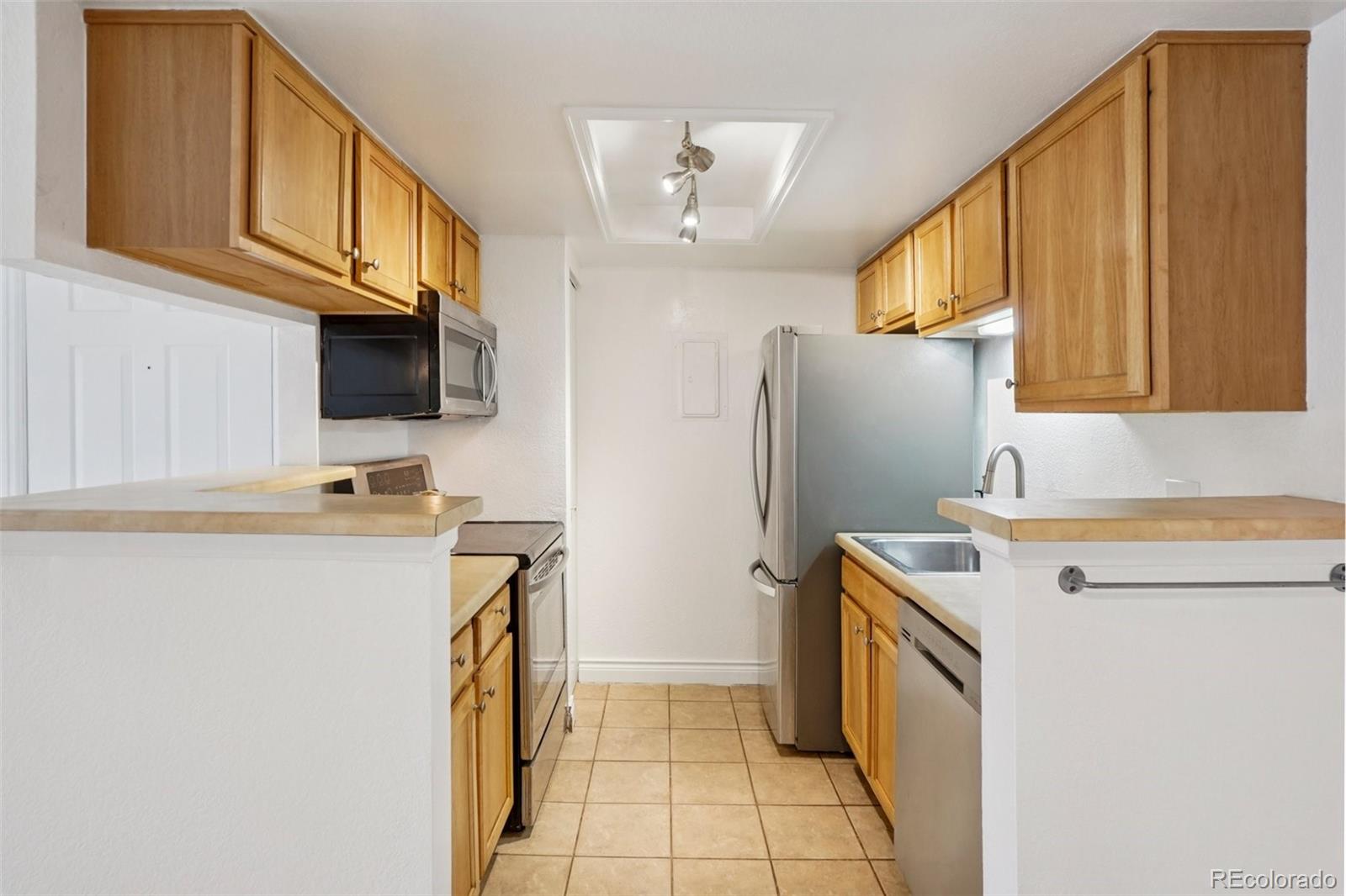 MLS Image #16 for 10283 e peakview avenue,englewood, Colorado