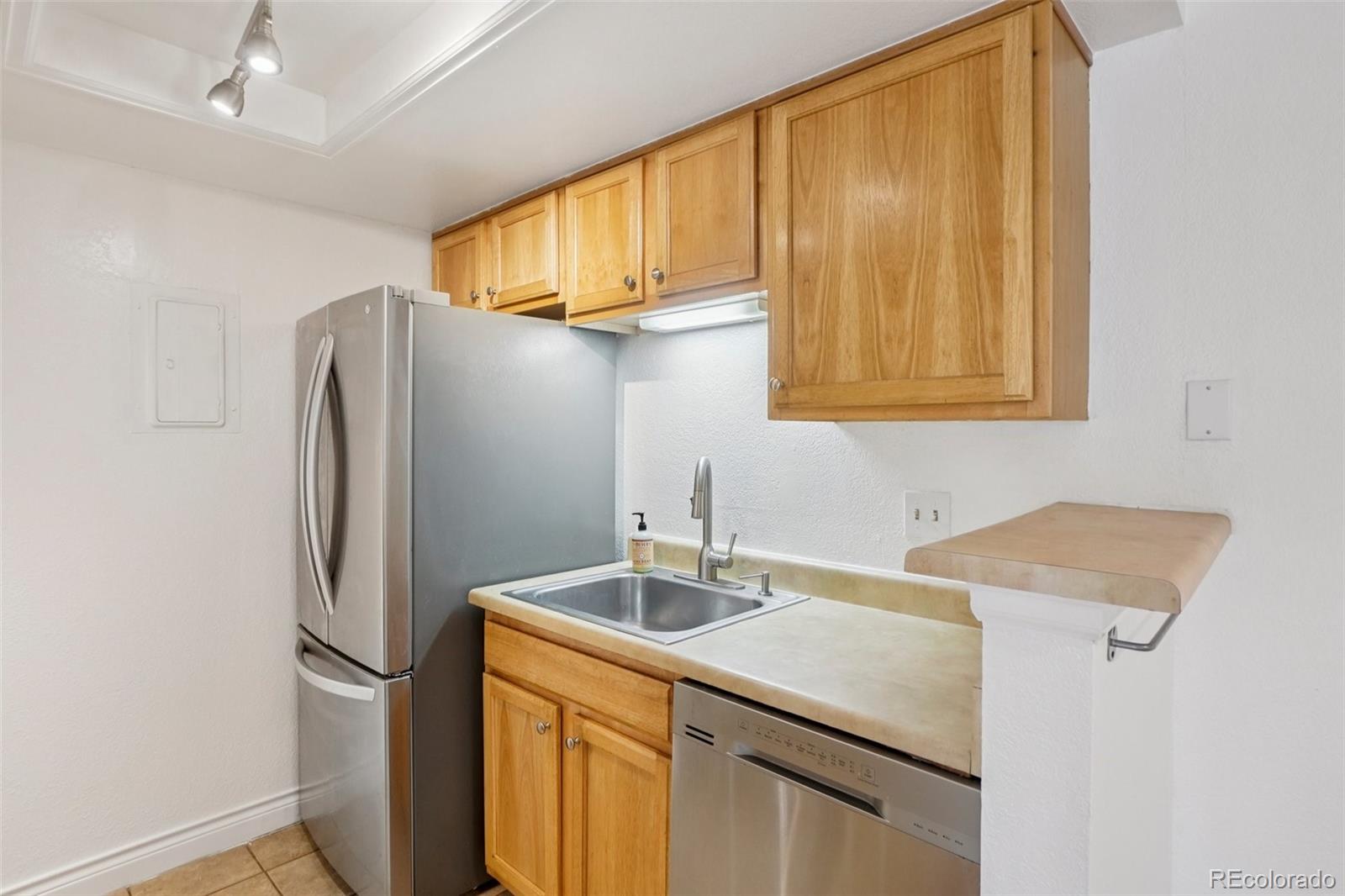 MLS Image #17 for 10283 e peakview avenue,englewood, Colorado