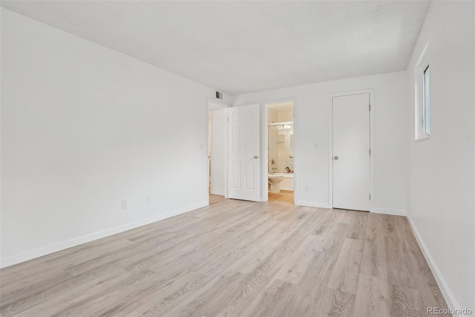 MLS Image #27 for 10283 e peakview avenue,englewood, Colorado