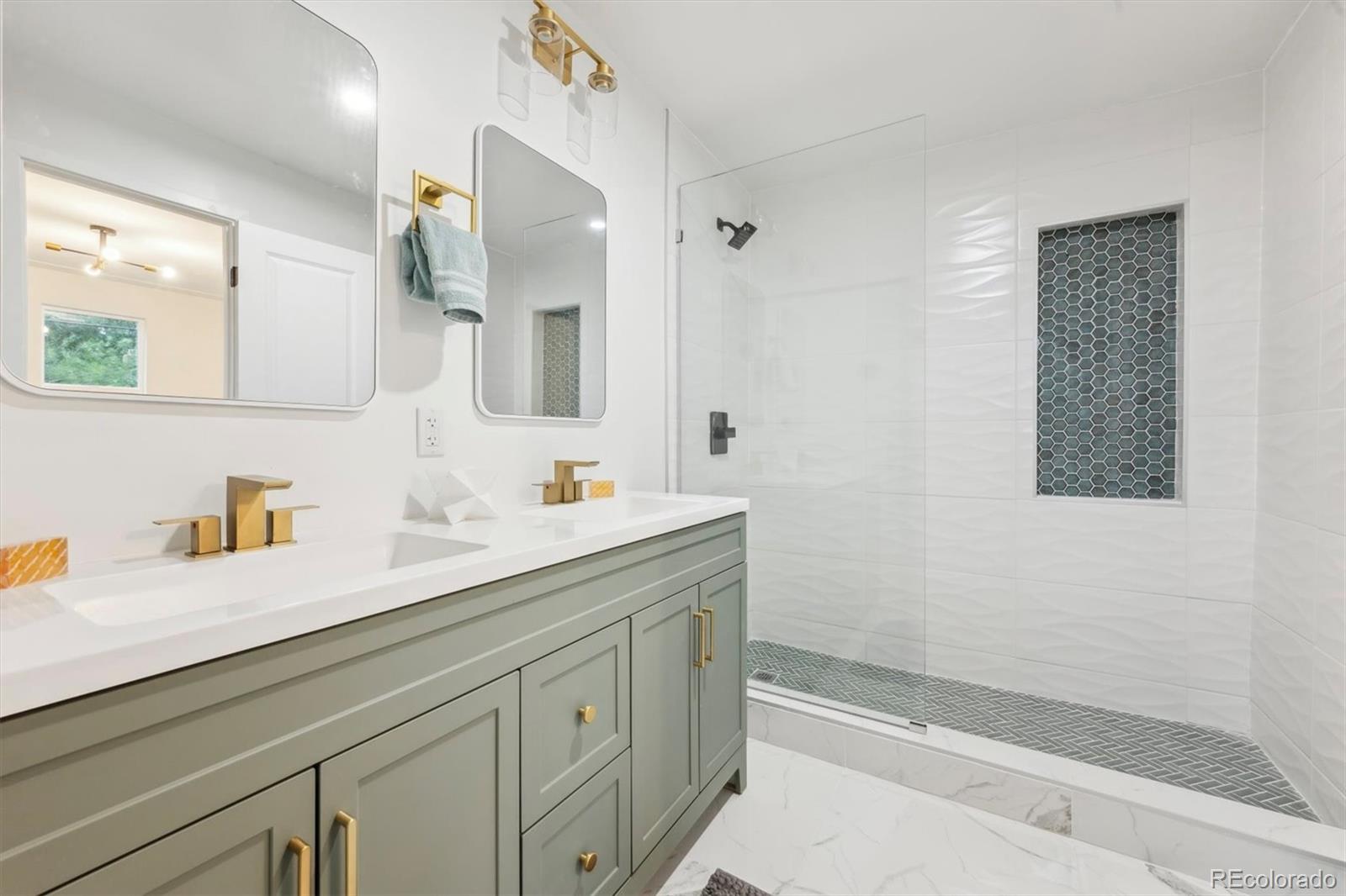 MLS Image #10 for 11842 w 14th avenue,lakewood, Colorado