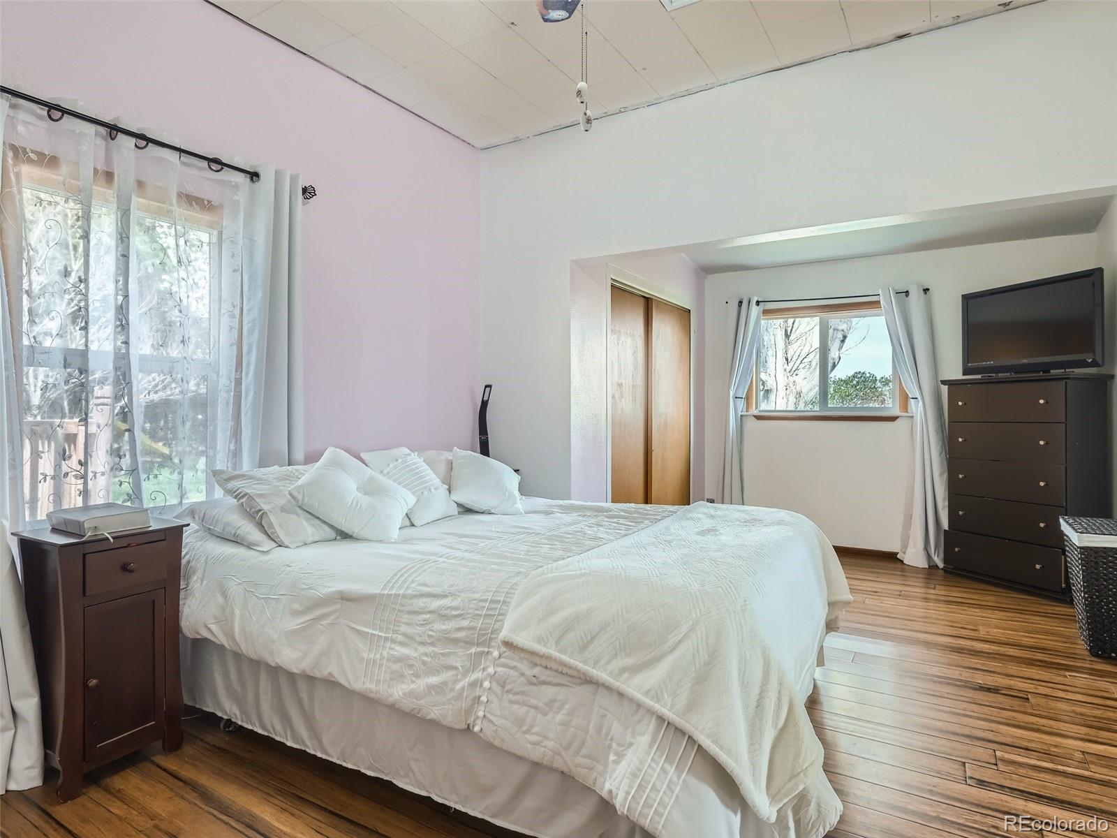 MLS Image #18 for 22419  cr 39 ,la salle, Colorado