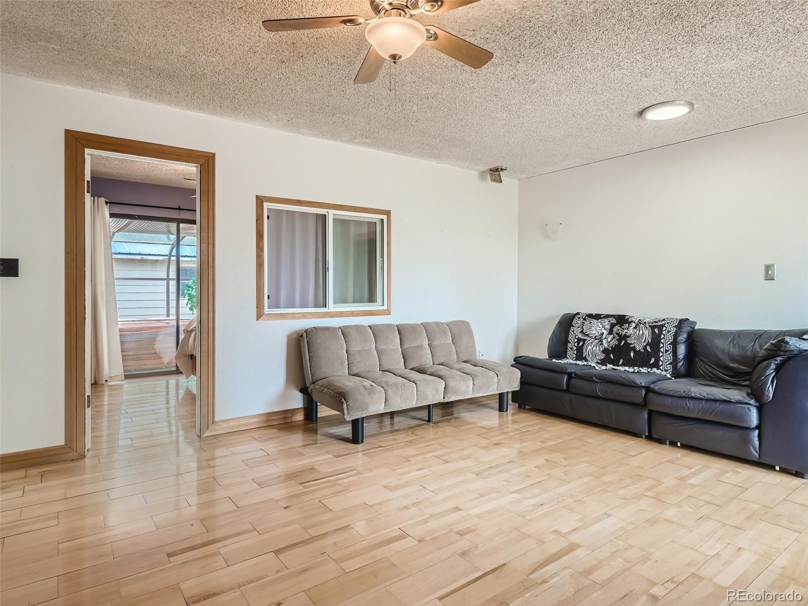 MLS Image #5 for 22419  cr 39 ,la salle, Colorado
