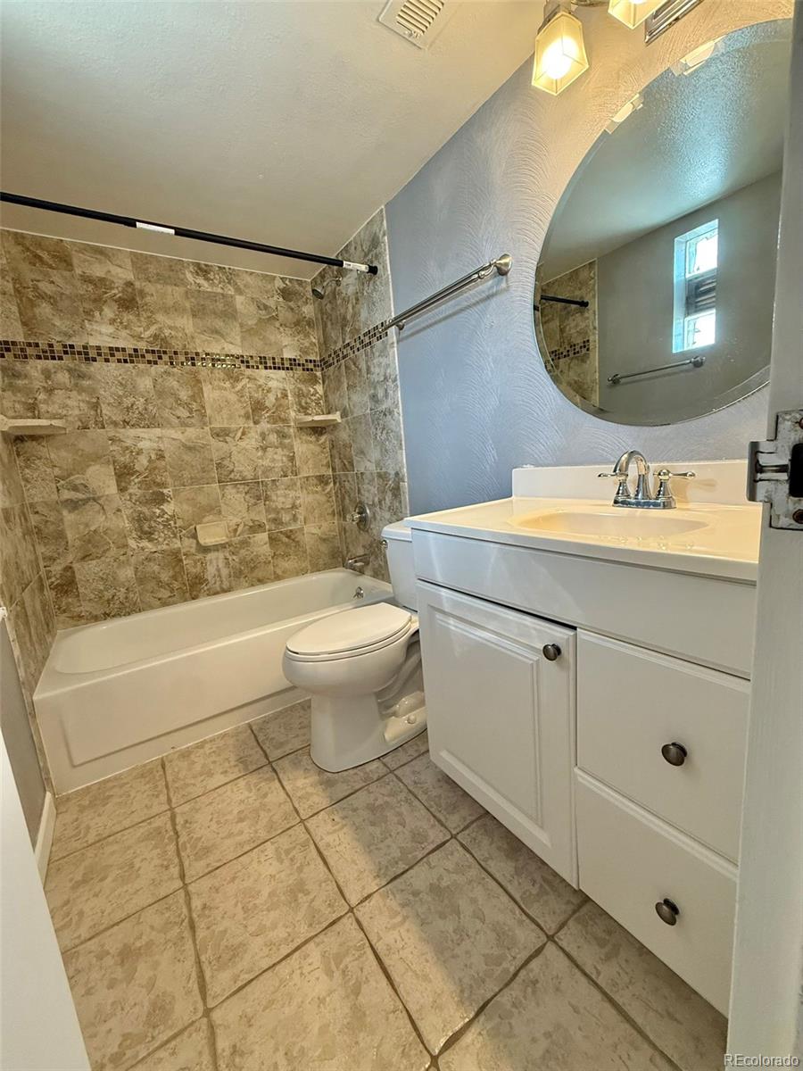 MLS Image #19 for 8060 e girard avenue,denver, Colorado