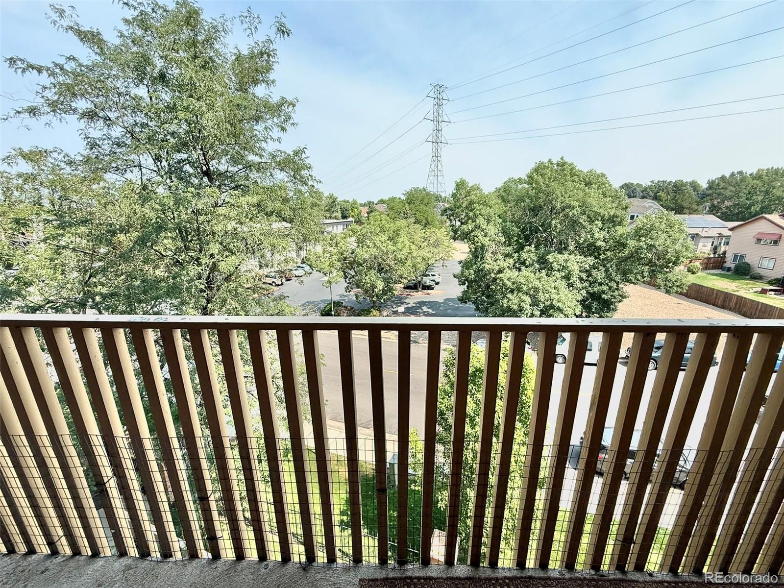 MLS Image #6 for 8060 e girard avenue,denver, Colorado