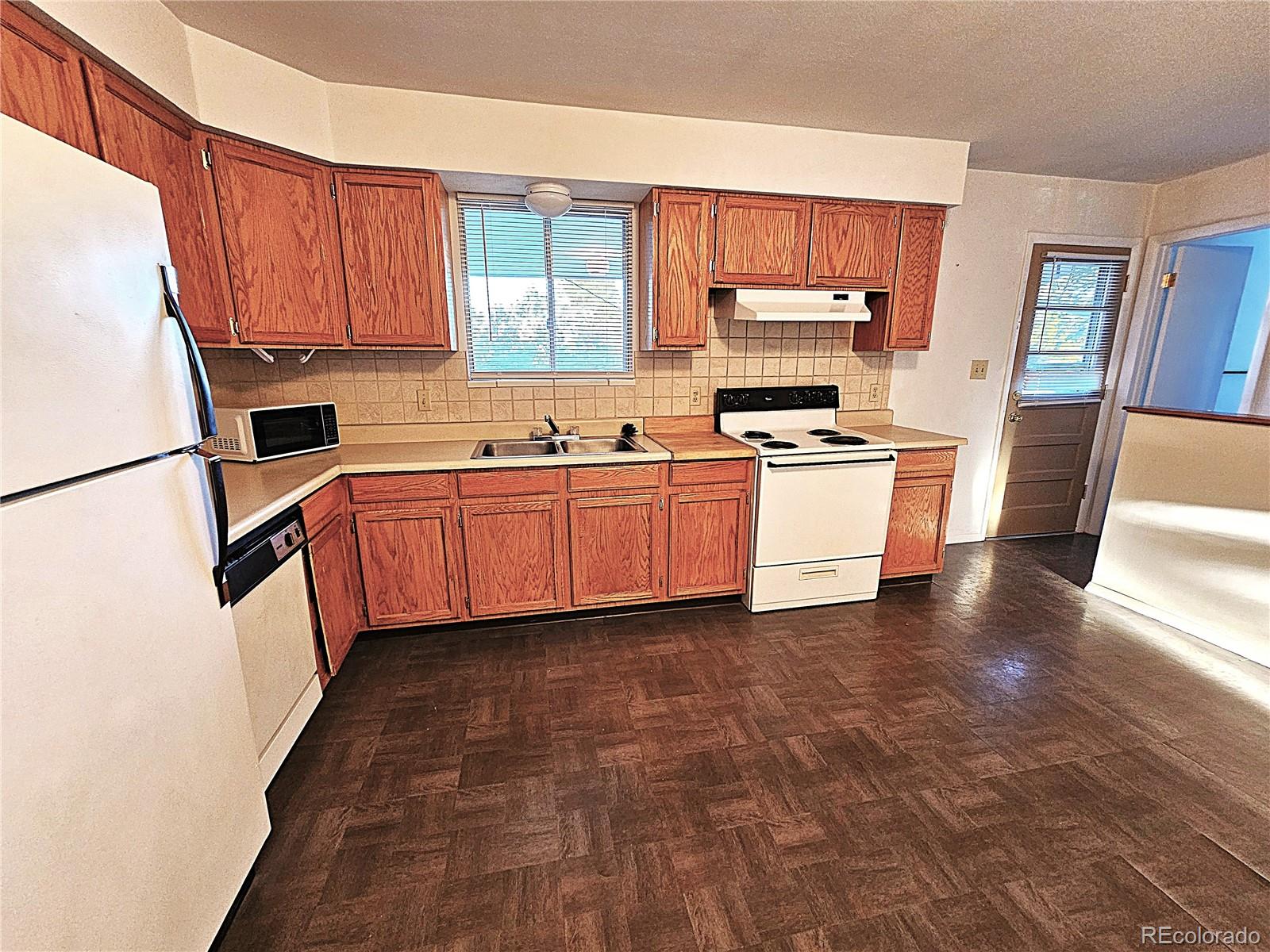 MLS Image #6 for 6438  yarrow street,arvada, Colorado